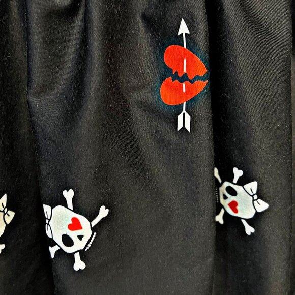 Unique Vintage Gellar Swing Midi Skirt Gothic Skull Heart Flare Bottom Halloween - Picture 6 of 9